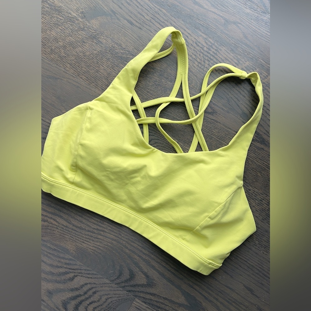 Free to be bra dew green